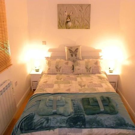 Oakey Orchard - Cosy Apartment In Tamar Valley, Cornwall Saint Dominick Exteriör bild
